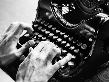 כתיבת ספרים והוצאתם לאור – כי לכתיבה אין גיל!