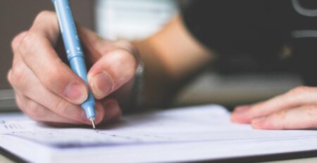 7 כלים פרקטיים שיחזירו את המוזה ואת הדחף לכתוב